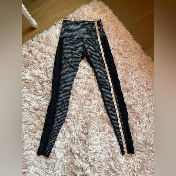 Lululemon Wunder Under Leggings Palm tree mesh size 4 or 6 - Picture 12 of 12